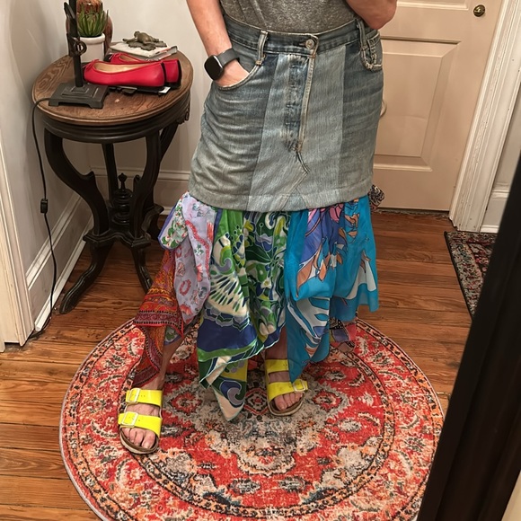 Incredible Sz 6 handcrafted denim maxi skirt with unique, curated, rare scarves - Picture 2 of 3